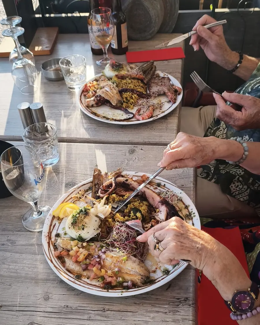Repas en terrasse au Belem
